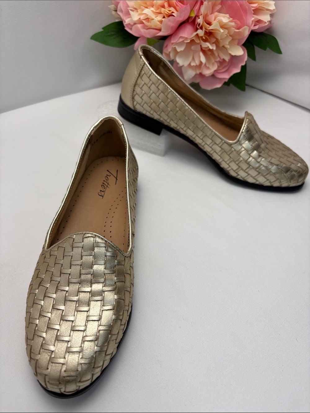 Trotters Womens 5.5 Metallic Gold Woven Leather Loafers Slip-On Flats  #451